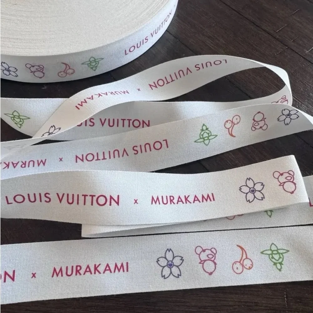 LV x TM Murakami Ribbon - Picture 1 of 3